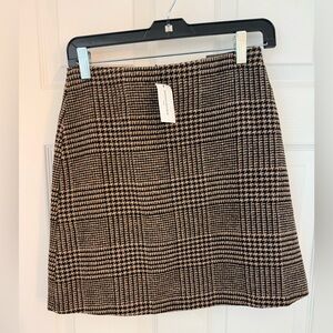 Banana Republic Factory Classic Houndstooth Skirt